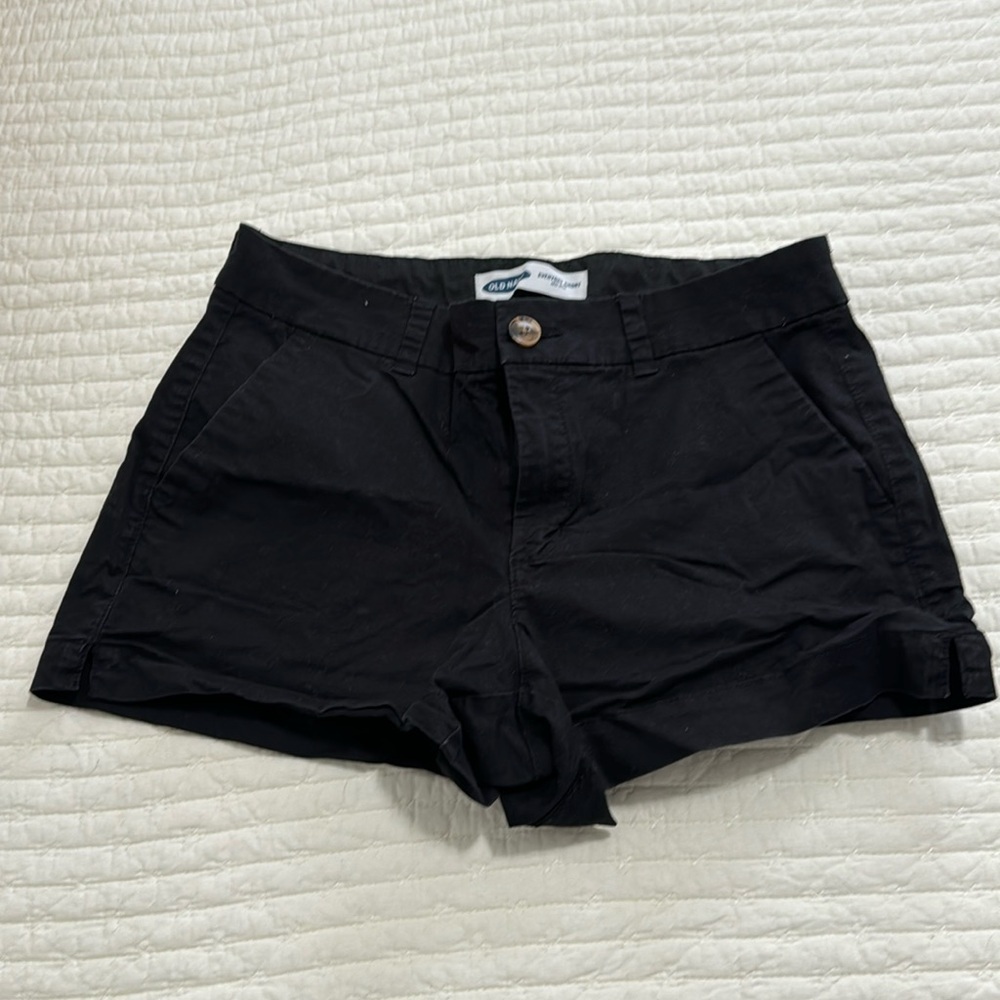 Old navy everyday shorts